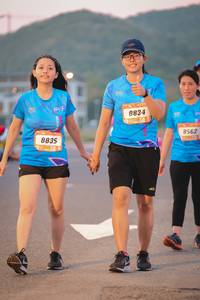 BIB: 8834, 8562, 8835
                            <button type="button" onclick="openModal(3392320)" class="btn btn-primary btn-sm float-right btn-popup" data-toggle="modal" data-target=".modal-high-quality">
                        <i class="fas fa-shopping-cart"></i> Add to Cart
                    </button>
                                            <button type="button" onclick="isThisMe(3392320, true)" class="btn btn-success btn-sm float-right btn-popup btn-isme hidden" data-toggle="tooltip" data-placement="bottom" title="นี่คือรูปของคุณใช่ไหม คลิกที่นี่เพื่อเอาเข้าอัลบั้ม">
                        <i class="fas fa-plus"></i> Add to album
                    </button>
                    <button type="button" onclick="isThisMe(3392320, false)" class="btn btn-warning btn-sm float-right btn-popup btn-isnotme hidden">
                        <i class="fas fa-ban"></i> Remove from album
                    </button>